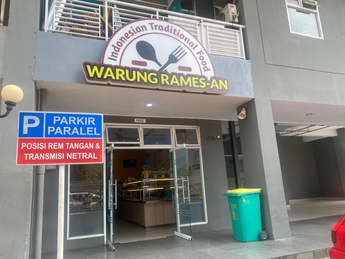 1747026590688-mantap-warung-ramesan-puluhan-lauk-di-apartemen-ini-buka-24-jam-1746975410048