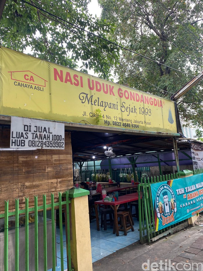 1748841132512-gurih-sedap-nasi-uduk-gondangdia-yang-awet-lezatnya-sejak-1993-1748715061522