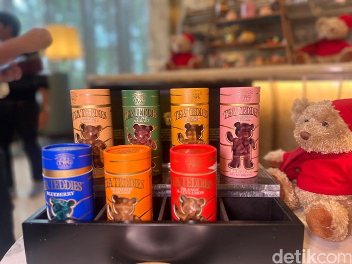 1752059700578-twg-tea-teddies-1751423345993