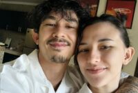 1754503939519-kenangan-dahlia-poland-dan-fandy-christian-saat-makan-bareng-1754487384505