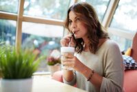 1758780594825-minum-air-1