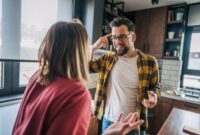 1759233709699-sepasang-kekasih-berdebat-1759132554681