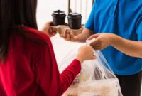 1759924253990-pria-ini-tinggalkan-pekerjaan-gaji-rp-60-juta-demi-jadi-pengantar-makanan-1759913407346