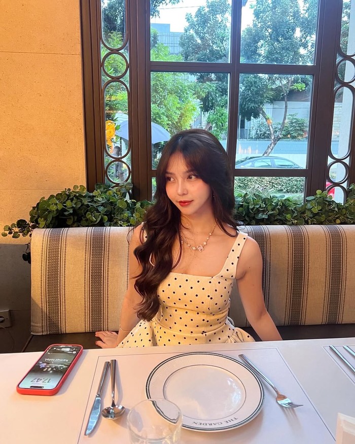 1759945504656-meyden-1759935596977