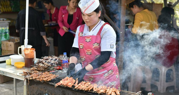 1760118595400-akibat-kelaparan-ekstrem-masyarakat-korea-utara-makan-harimau-hingga-beruang-1760087679208