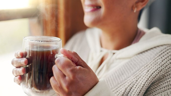 1761457442221-rutin-minum-kopi-bikin-wanita-menua-lebih-sehat-ini-kata-ahli-1749030508068