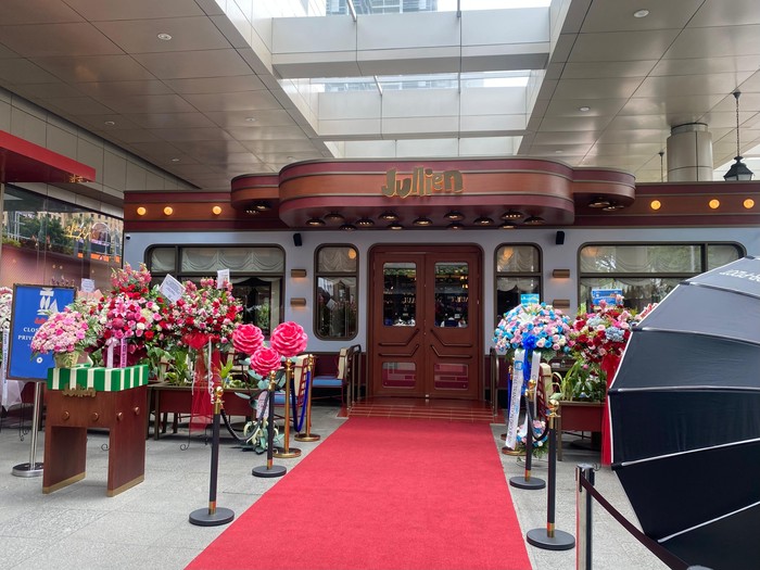 1761976117991-resto-jullien-di-pacific-place-1761913085705