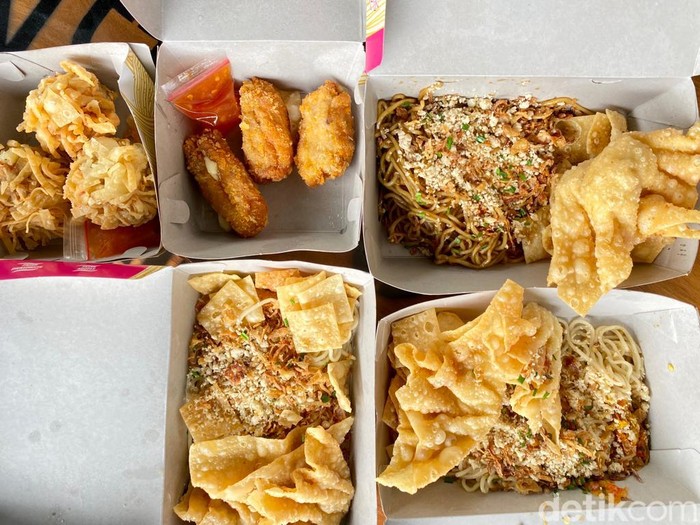 1762083903120-mie-gacoan-buka-di-depok-ada-mie-setan-dan-mie-iblis-yang-pedas-nyetrum-8