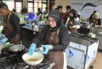 1762149297272-18-juru-masak-mbg-ciamis-ikuti-pelatihan-kuliner-bersertifikat-1762072717041_169