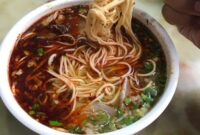 1762840736533-10-hidangan-mi-terbaik-di-dunia-1762756975162