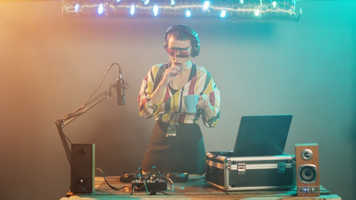 1763013885378-coffee-rave-1762937167336