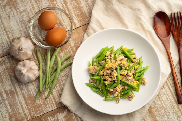 1763162720200-ilustrasi-tumis-buncis-1740377528439