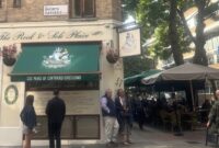 1763445364609-restoran-fish-and-chips-tertua-di-london-1763365518506