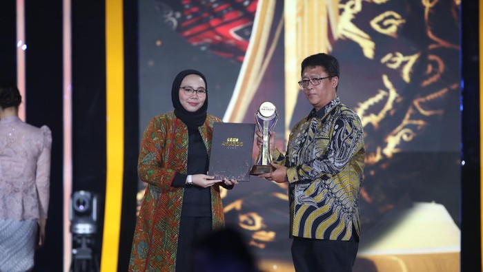 1764068800182-kusuka-detikcom-awards-2025-1764067643369_169