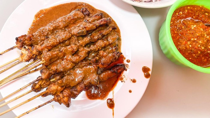 1764155258702-sate-kelinci-gurih-empuk-apakah-hahal-dikonsumsi-muslim-3_169