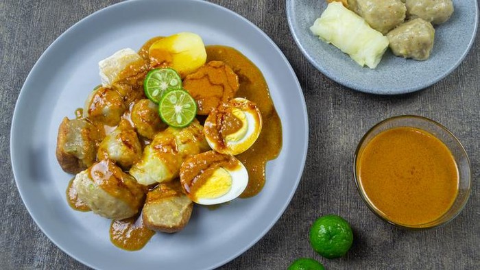 1764414419116-siomay-1764388504905_169