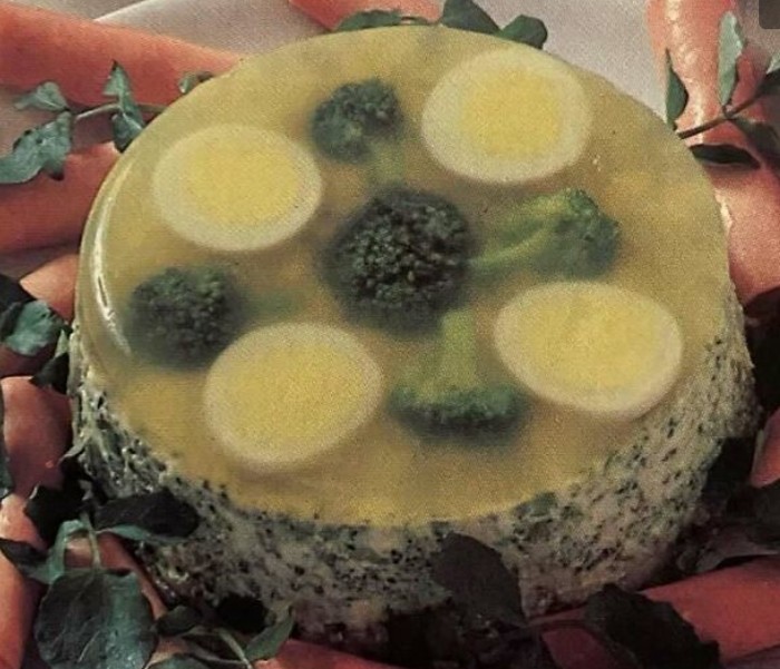 1764673817365-duh-tampilan-10-resep-hidangan-kuno-ini-bikin-selera-makan-drop-1764595329562