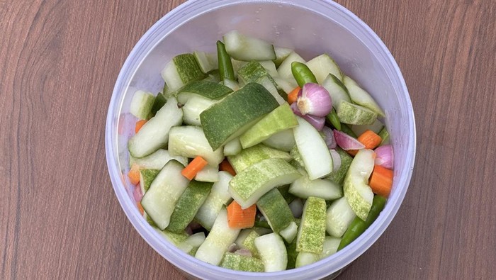 1765343226971-acar-timun-1764990952921_169