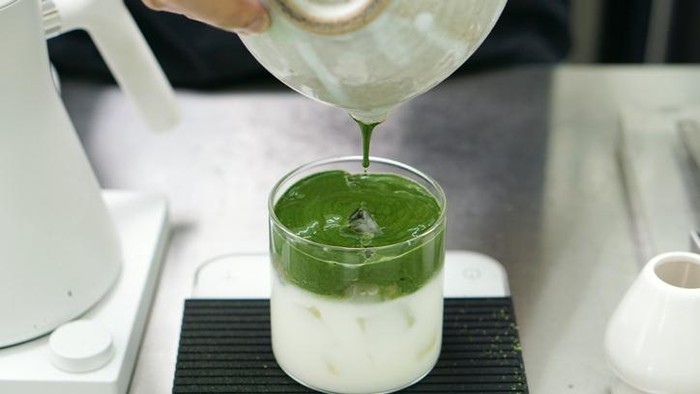 1765494301674-cara-minum-matcha-1758866809609_169