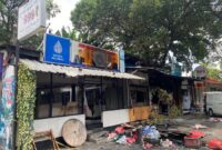 1765537684773-kios-dan-warung-tenda-di-tmp-kalibata-1765520732306