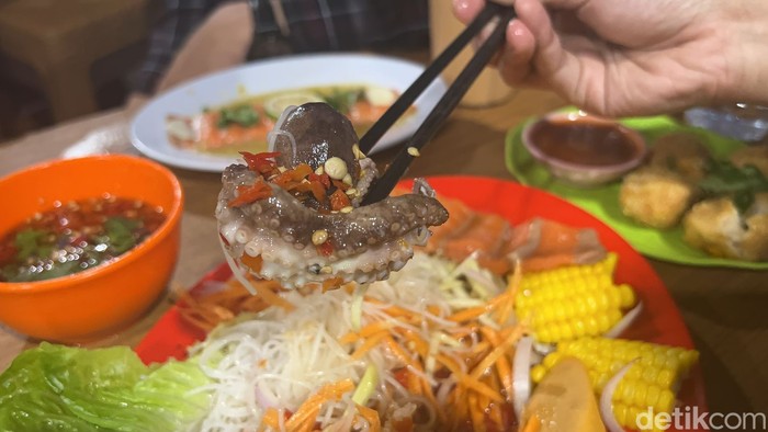 1765602382028-rak-thai-6