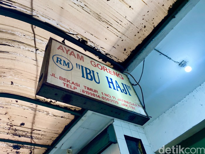 1765602408999-eksis-sejak-1948-ayam-goreng-legendaris-di-jatinegara-ini-terkenal-nikmat-1765544317695