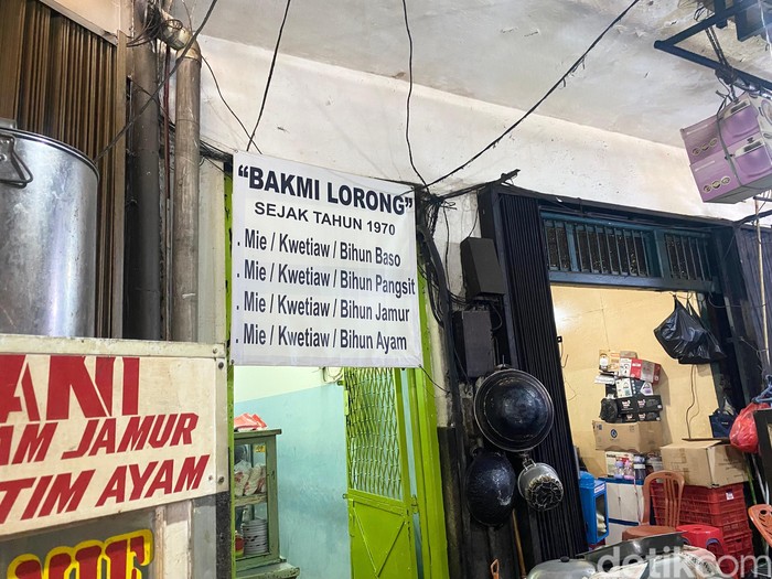 1765710376514-bakmi-lorong-jatinegara-1765002694879