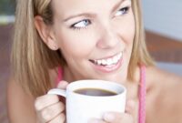 1765948250398-tips-minum-kopi-tanpa-takut-gigi-kuning