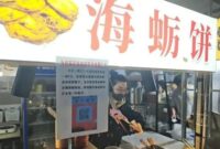 1766574405190-haru-pedagang-makanan-nyumbang-pendapatan-sehari-buat-rekan-yang-kanker-1766478673774