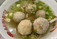 1766898370741-gurih-banget-bakso-babat-taman-sari-sejak-1965-favorit-di-salatiga-2_169