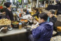 1767589697142-kenapa-orang-korea-jarang-makan-sendiri-ini-5-tradisi-kuliner-uniknya-1767353122573