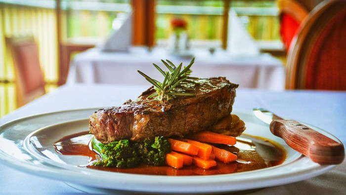 1767697586070-malaysia-kalahkan-indonesia-soal-konsumsi-daging-sapi-1767684426916_169