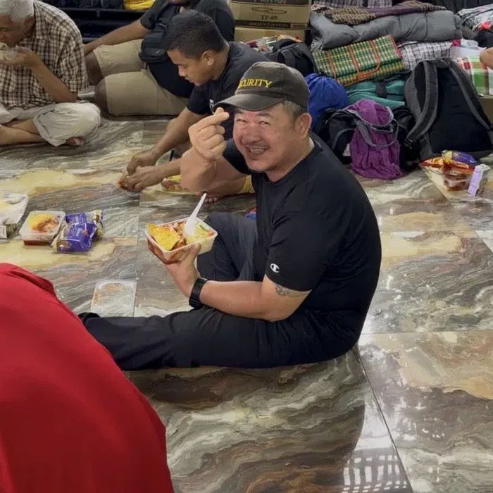 1767870400619-pensiunan-kasih-makan-tunawisma-1767768062801