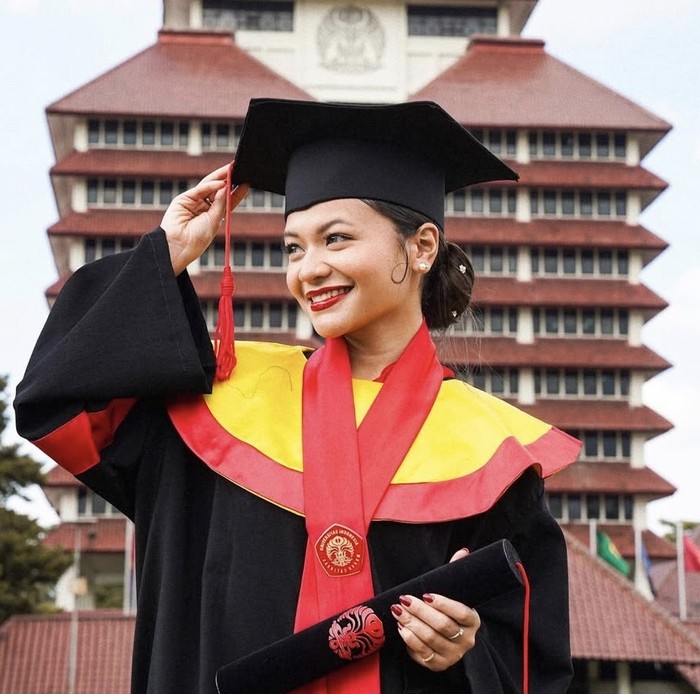 1769188058614-amel-carla-1769151540658